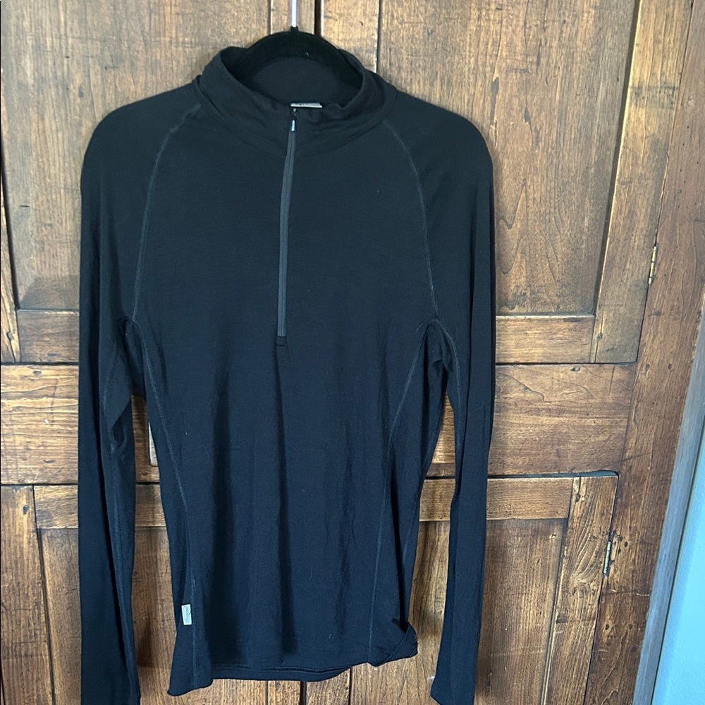 Men’s icebreaker top